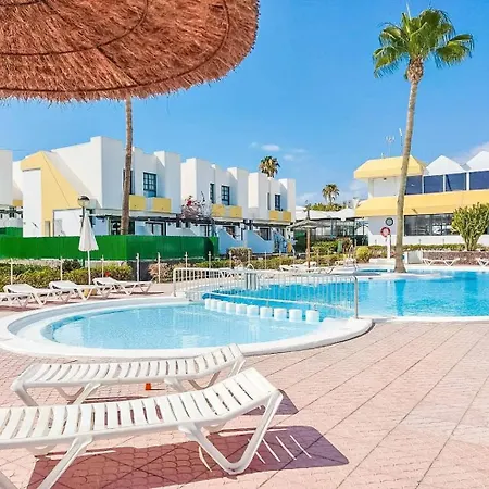 Apartamento Andrea's Bungalow, Garden, Barbecue And Pool! *